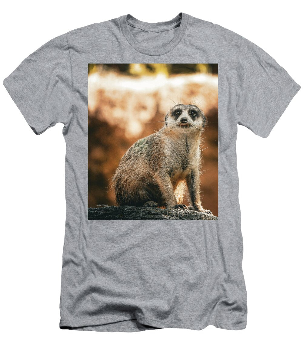 Alert Meerkat on Rocky Perch Geni Cablish T-Shirt