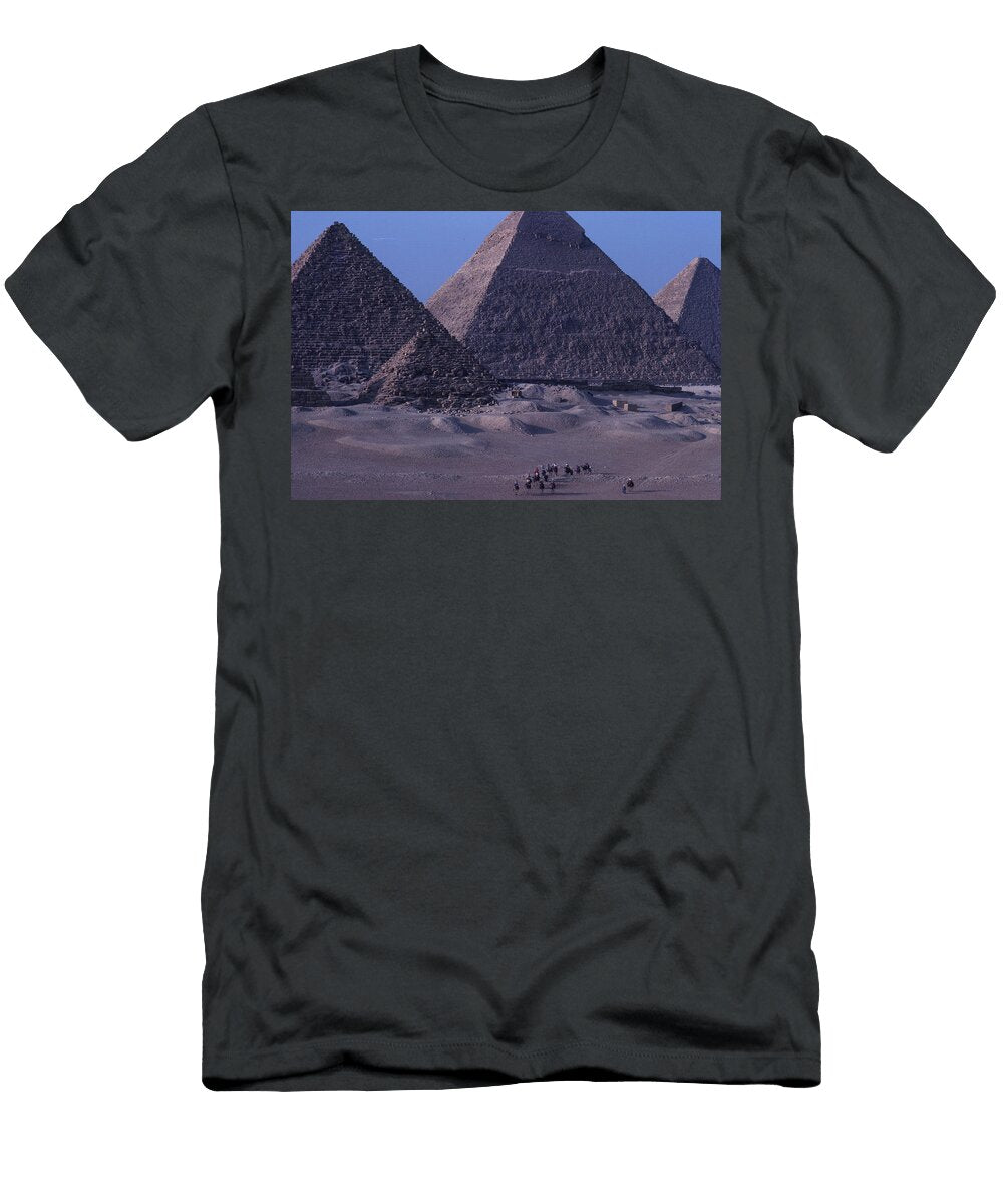 Pyramids At Giza Egypt Robert Caputo T-Shirt